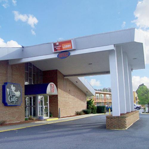 Red Roof Inn Marion, Va Bagian luar foto