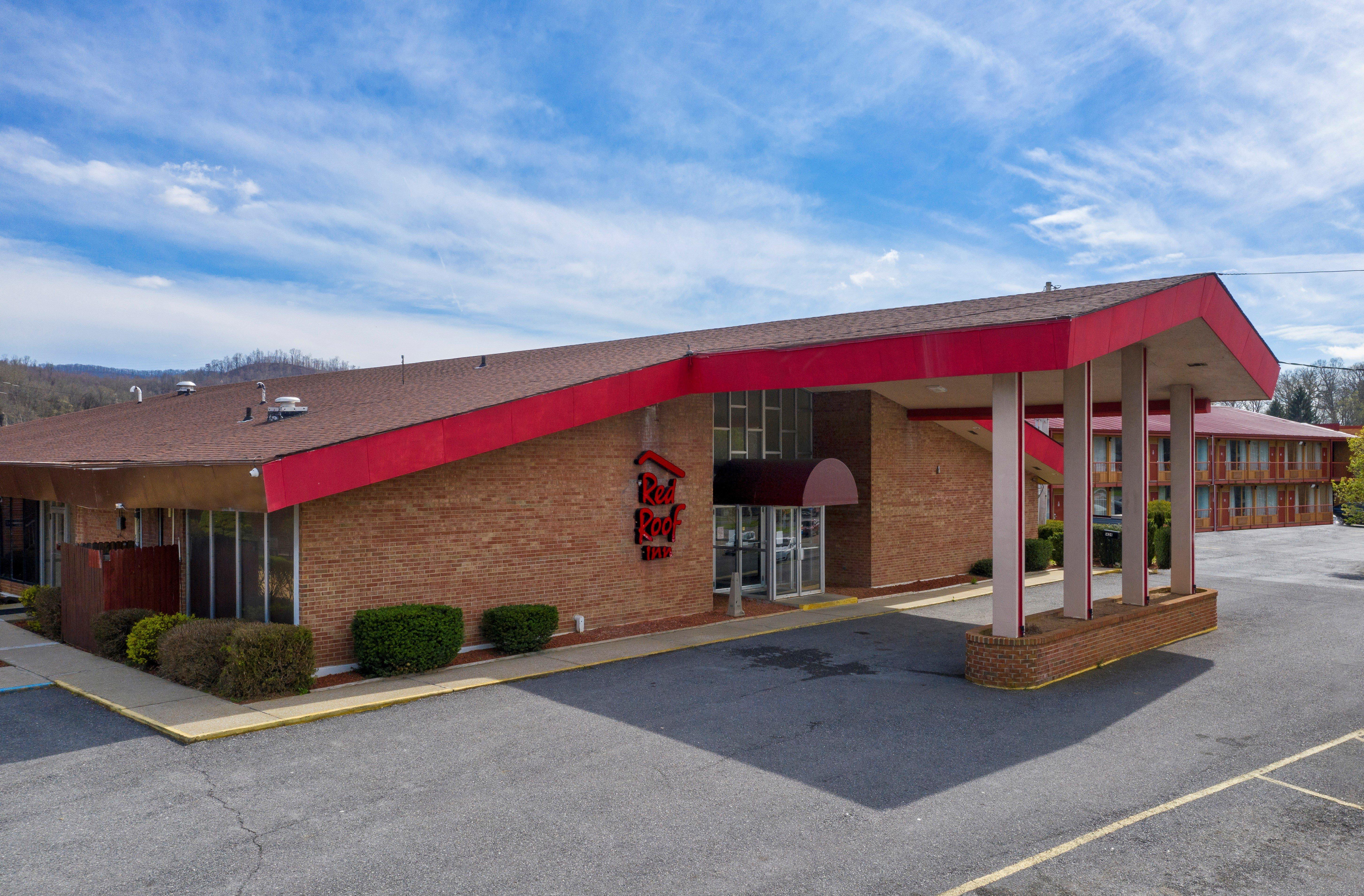 Red Roof Inn Marion, Va Bagian luar foto